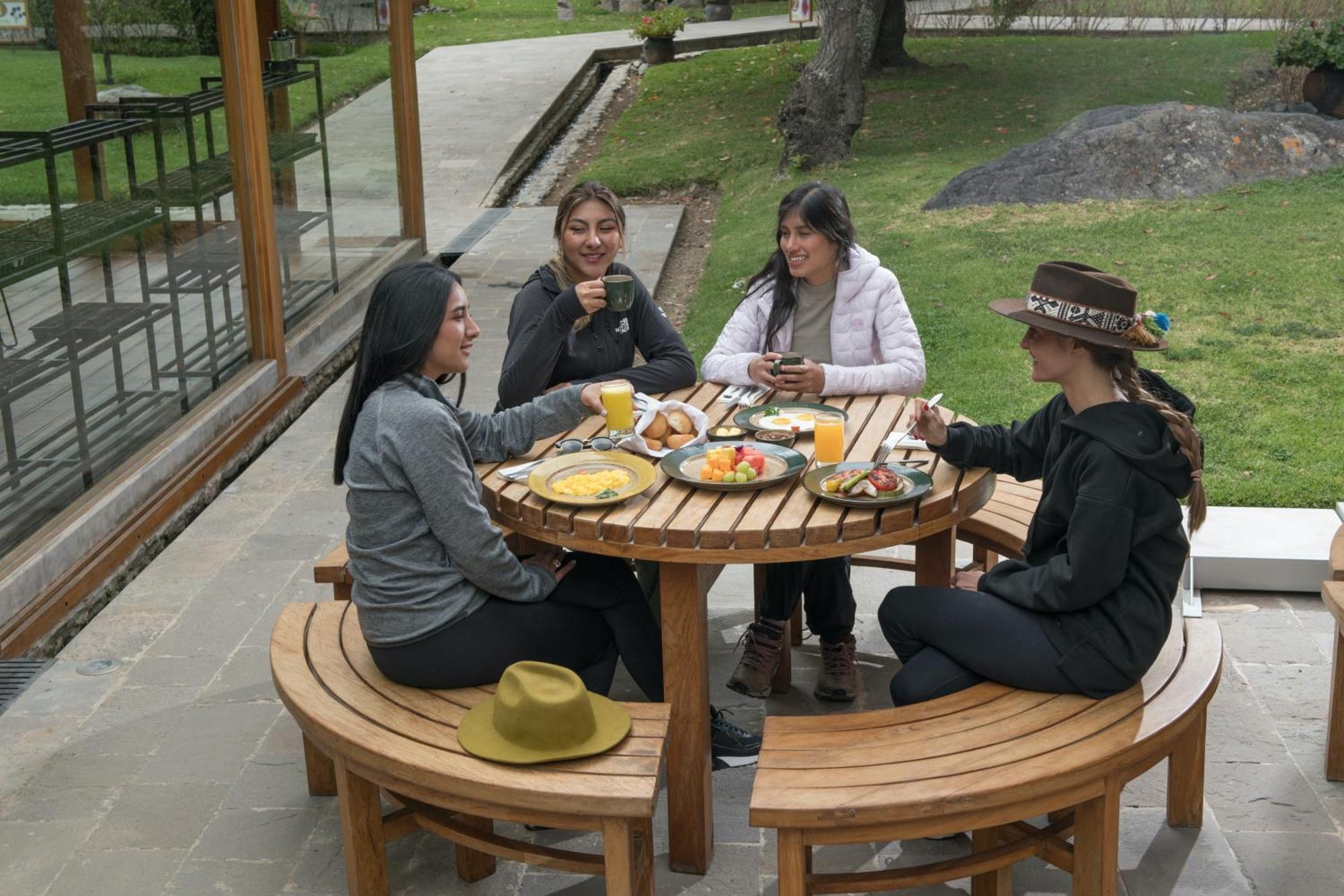 Las Qolqas Ecoresort Ollantaytambo Exterior photo